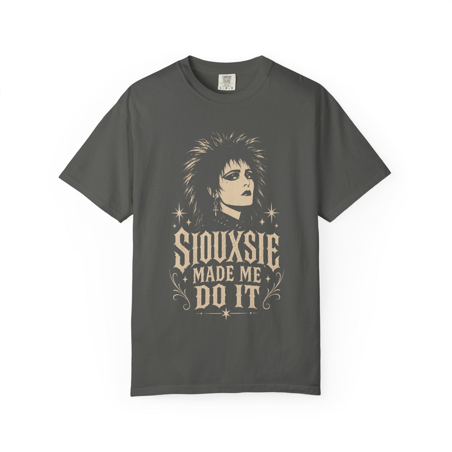 Siouxsie Made Me Do It Graphic T‑Shirt